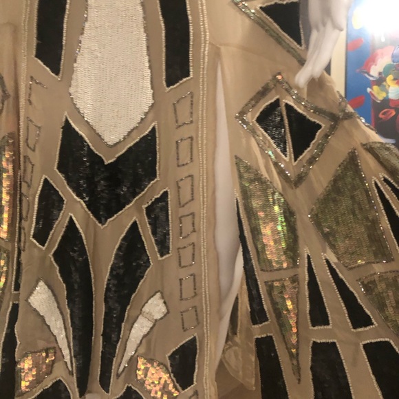 NWT Needle and Threads Embroidered Dress - Picture 4 of 11